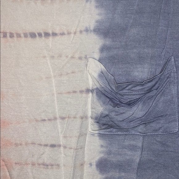 Mind Code crop top - Picture 2 of 2